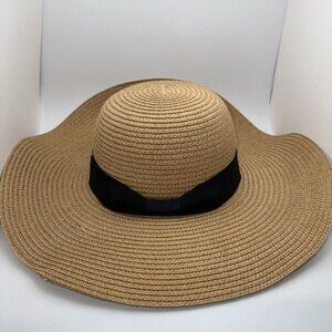 Debra Weitzner Women’s Beige Wide Brim Strapped Floppy Sun Hat Size L CL